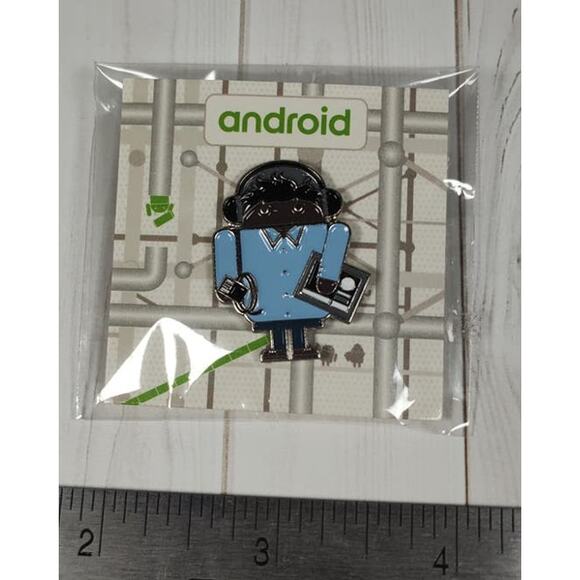 2018 Google Android MWC Limited Edition Pin PC Laptop Repair Tech Professional - Picture 3 of 3